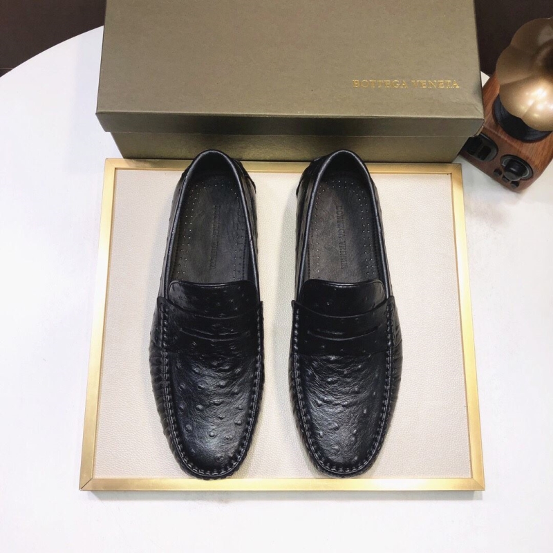 bo*te*ga Ve*ne*ta leather shoes